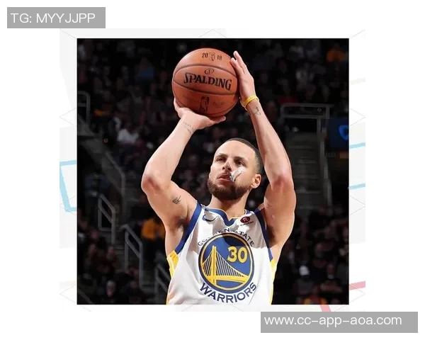 路威建议库里转型为雷阿伦式定点射手迎接职业生涯新阶段