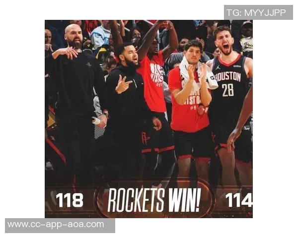 爱德华兹第三节火力全开9中7狂砍19分助球队逆转局势