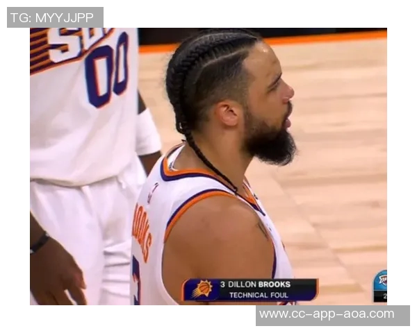 狄龙防麦凯恩吃T本赛季第16次技术犯规下一场对阵马刺将被禁赛 狄龙防麦凯恩吃T本赛季第16次技术犯规下一场对阵马刺将被禁赛